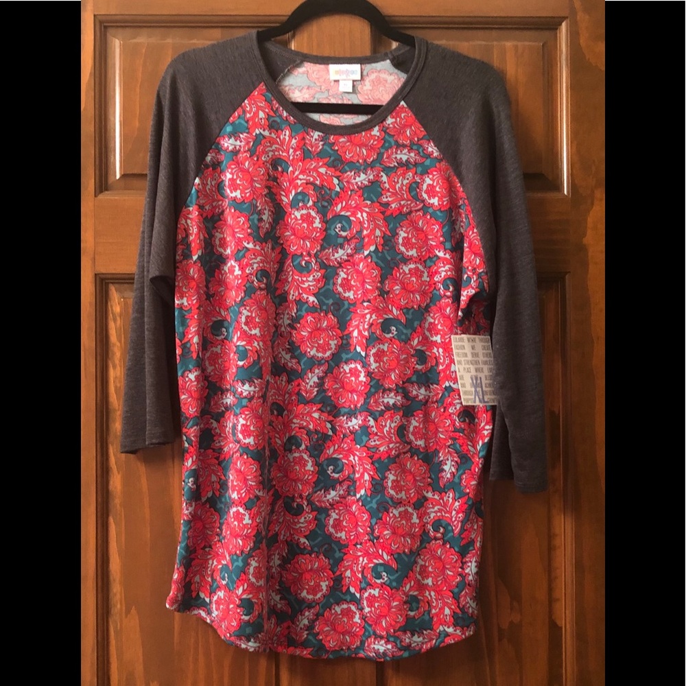 NWT LuLaRoe Randy - 3/4 Length Sleeve Tee